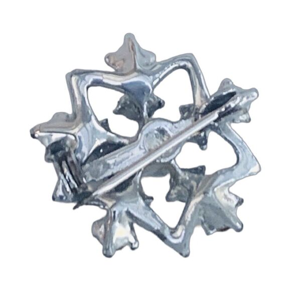 Rhinestone Snowflake Brooch Pin 1" Silver Tone Holiday Winter - Picture 8 of 9